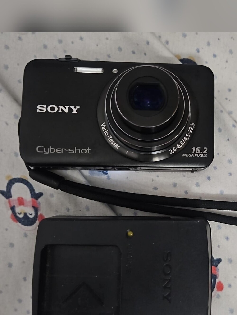 Sony Cyber-shot DSC-WX7 16.2MP Digital Camera (working)